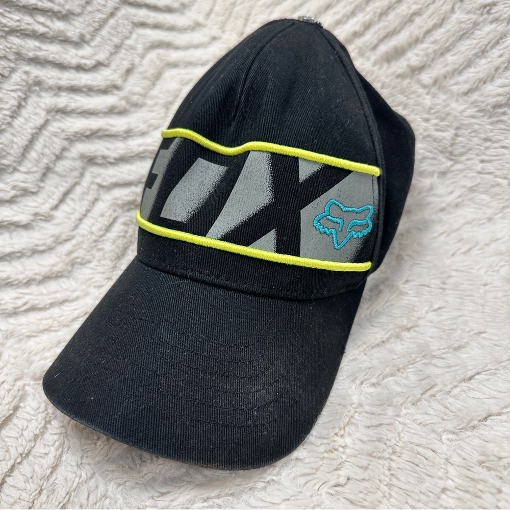 Fox Racing FITTED Flexfit black ball cap